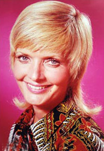 A Tribute to Florence Henderson (1934-2016)