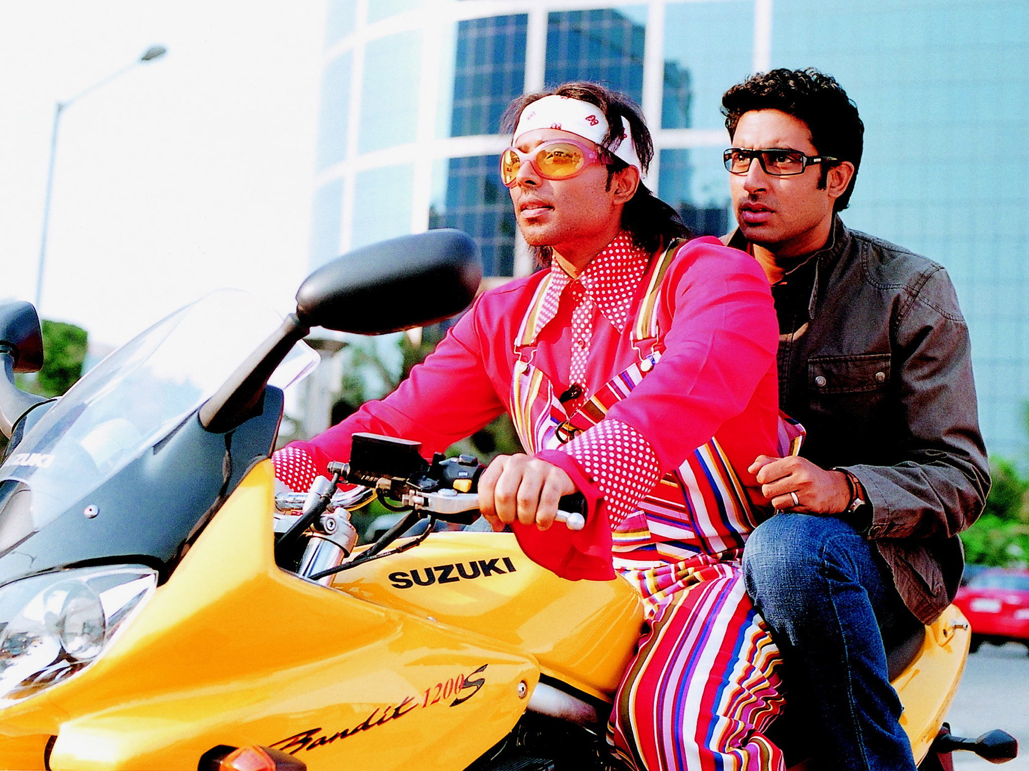 Dhoom (2004)