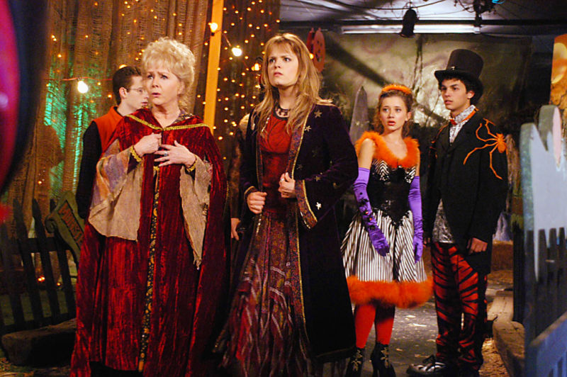 Halloweentown High (2004)