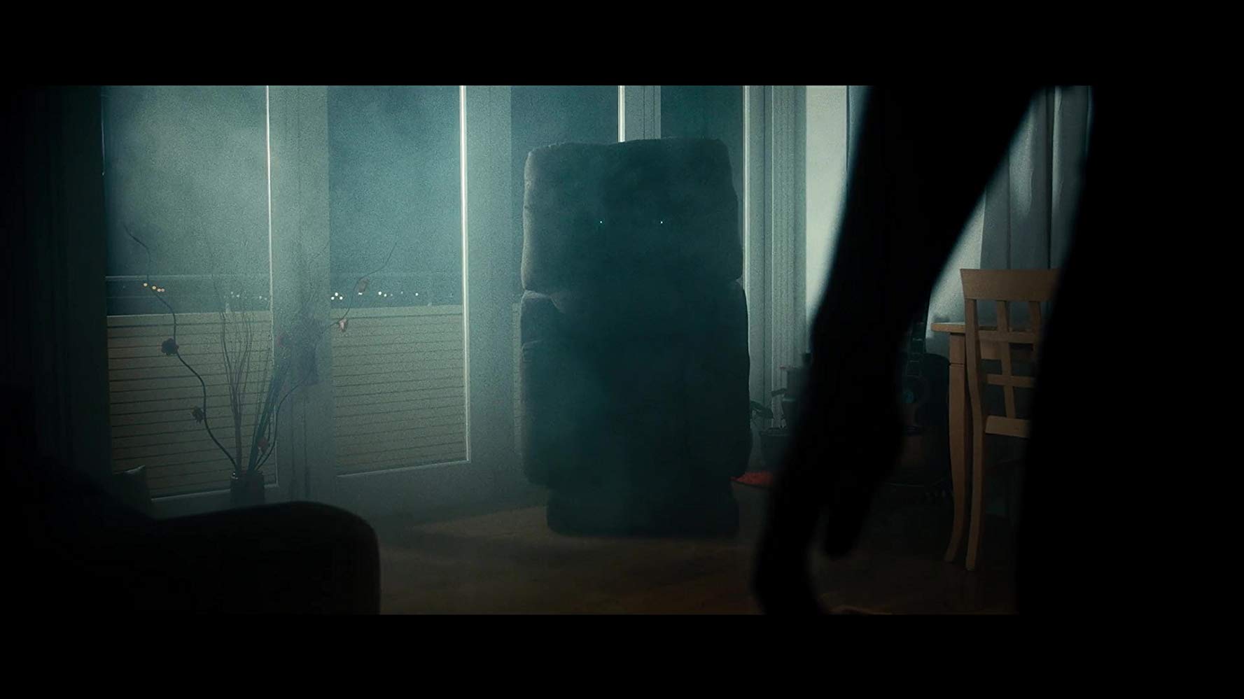 Killer Sofa (2019)