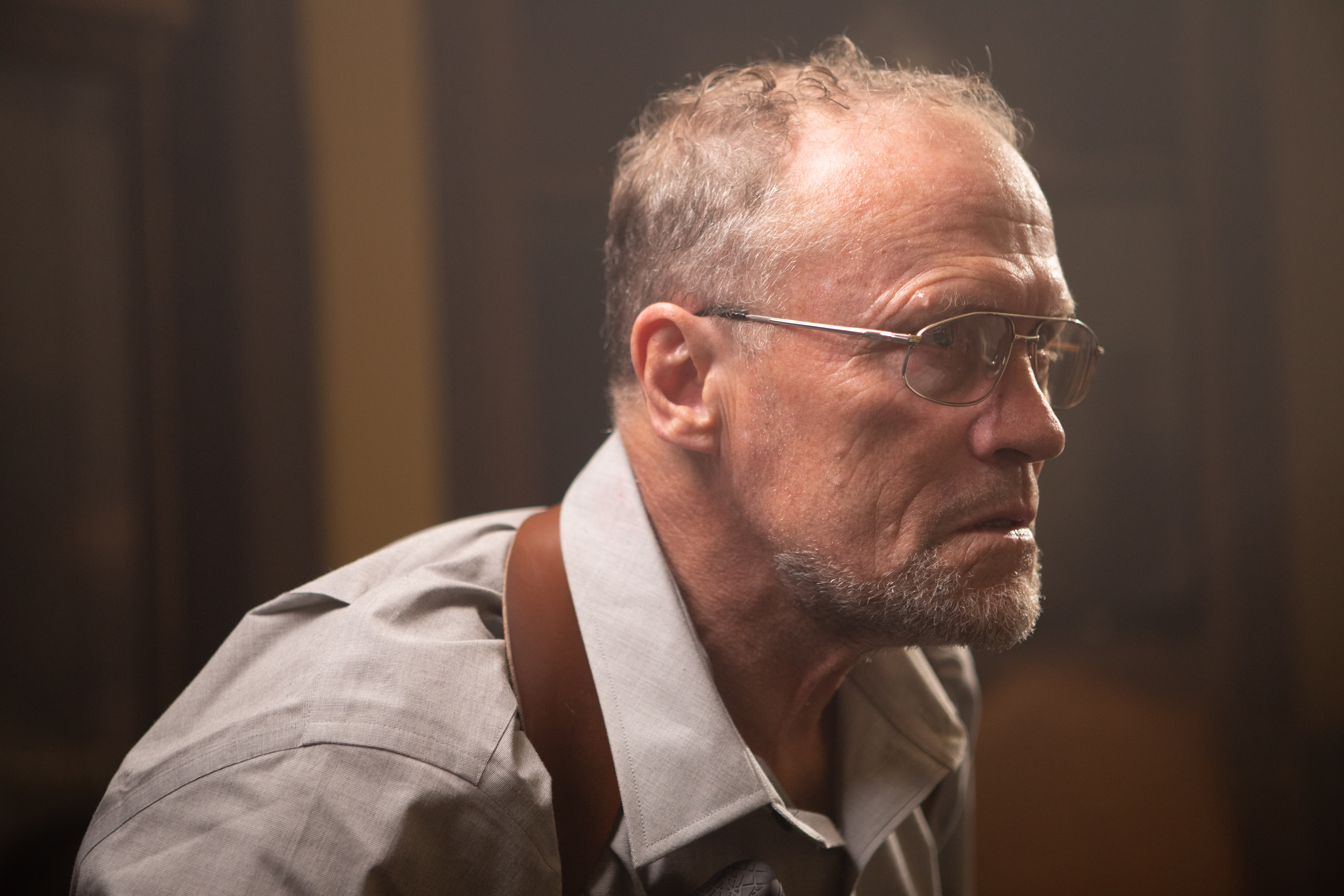 Rooker and Willis Have a “White Elephant” in Trailer